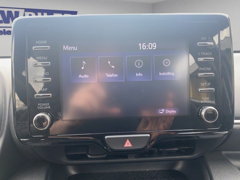 Toyota Yaris 1,5 Hybrid Essential e-CVT 5d