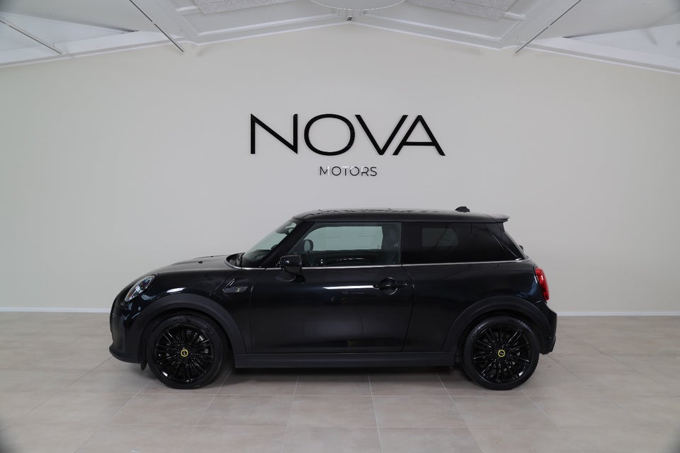 MINI Cooper SE Maximise 3d