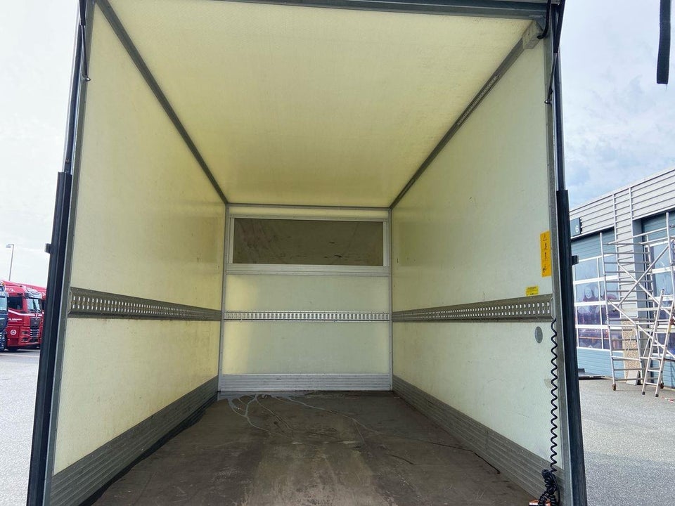 MAN TGE 2,0 3.180 Chassis L3 aut. FWD