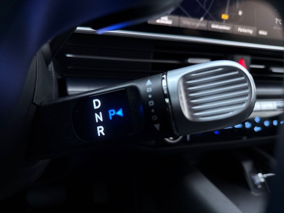 Hyundai Ioniq 6 77 Essential 4d