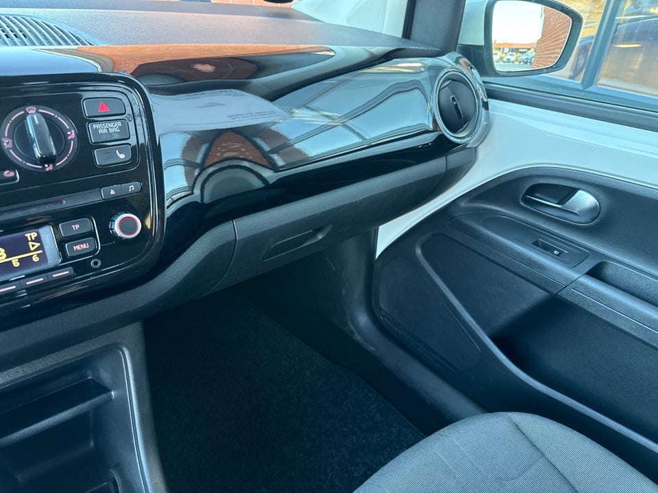 VW Up! 1,0 60 Move Up! BMT 5d