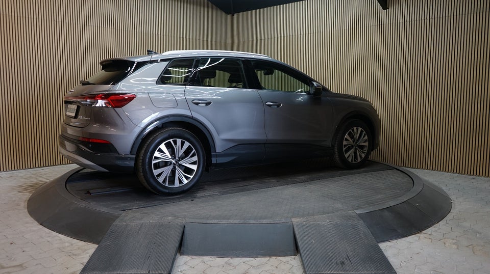 Audi Q4 e-tron 40 Advanced 5d