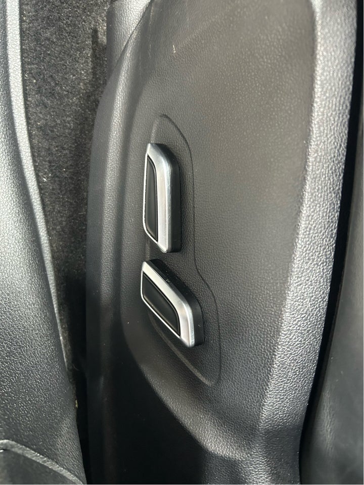 MG EHS 1,5 PHEV Luxury 5d