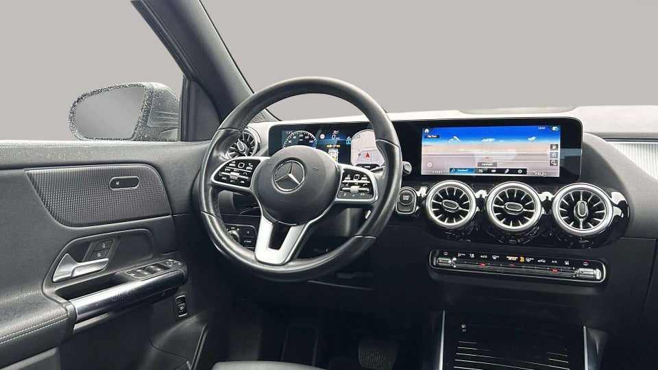 Mercedes EQA250 Progressive 5d