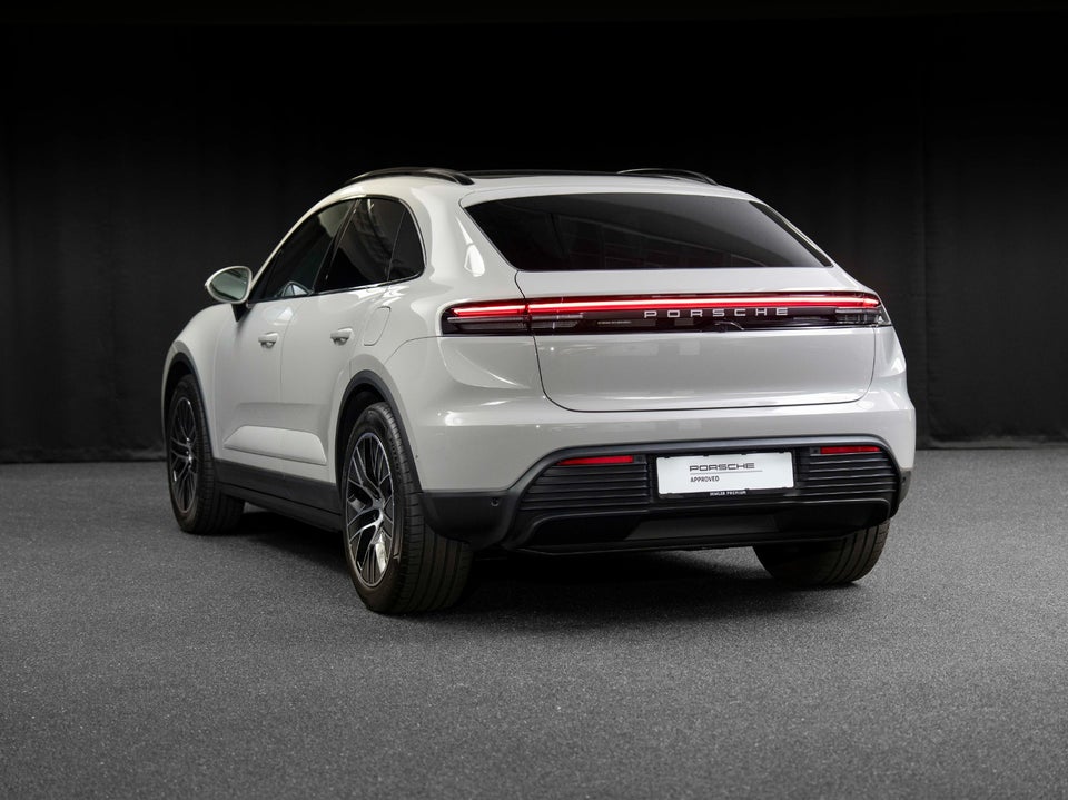 Porsche Macan 5d