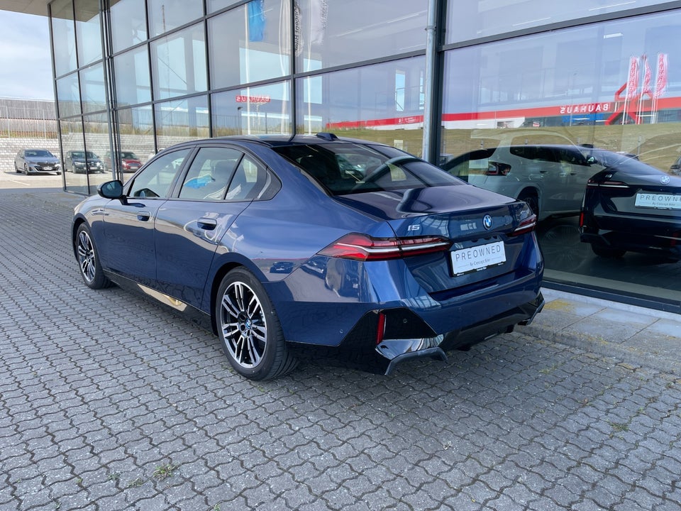 BMW i5 eDrive40 M-Sport 4d
