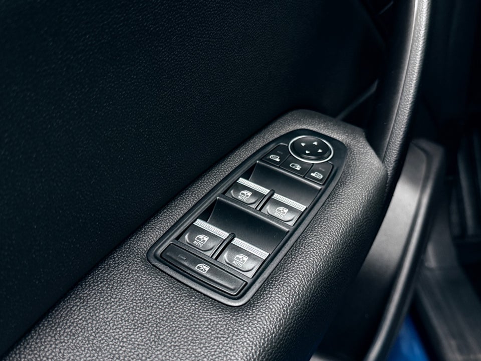 Renault Captur 1,0 TCe 100 Intens 5d