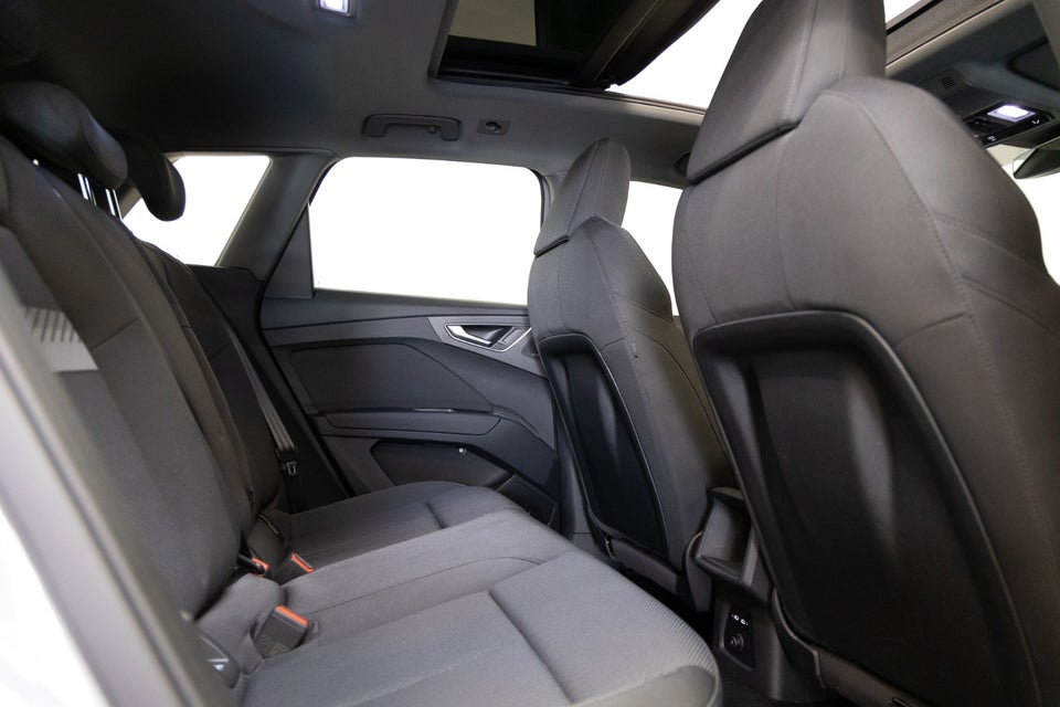 Audi Q4 e-tron 45 Progress 5d