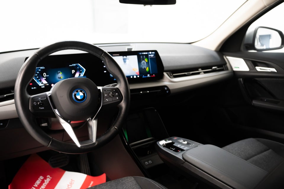 BMW iX2 eDrive20 5d