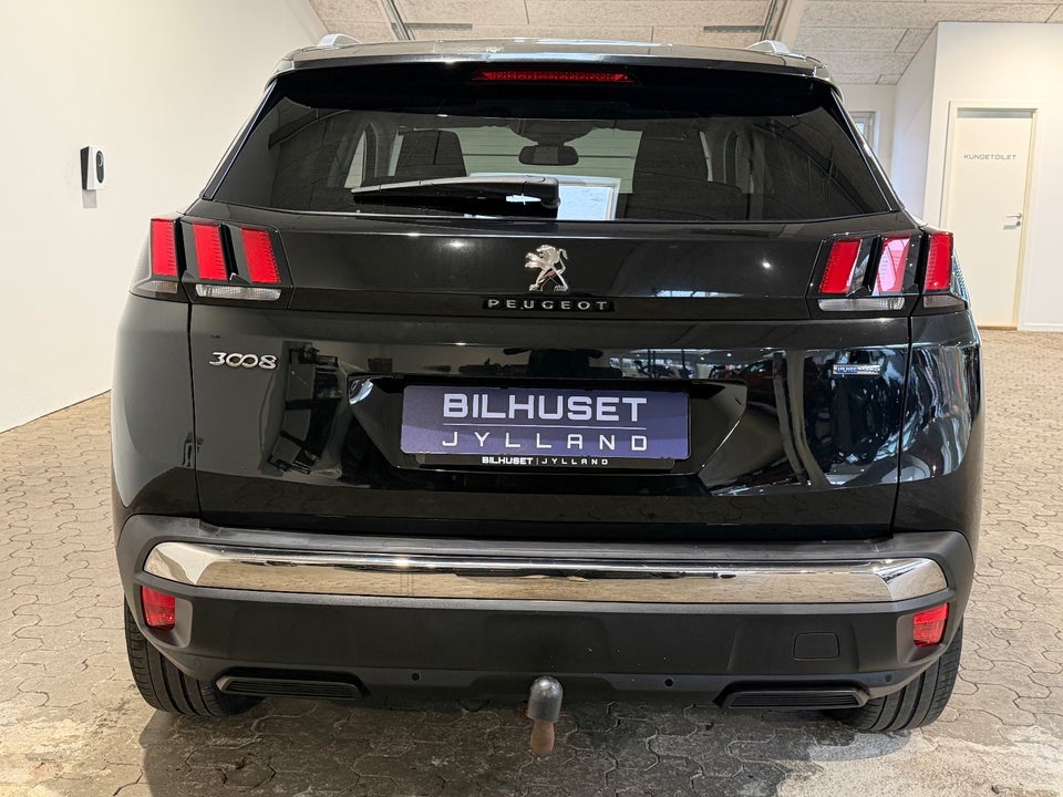 Peugeot 3008 1,2 e-THP 130 Active 5d