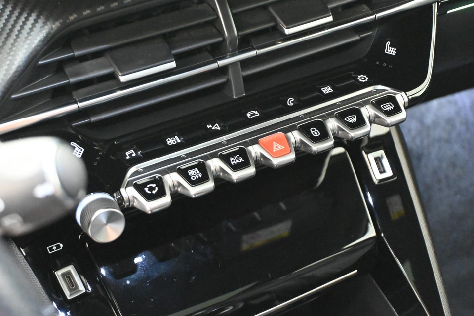 Peugeot 2008 1,2 PureTech 130 GT EAT8 5d