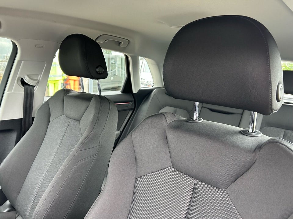 Audi Q3 45 TFSi e Attitude plus S-tr. 5d