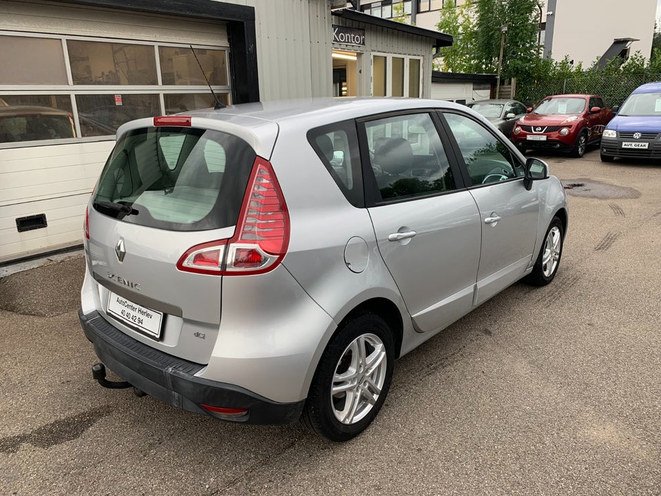 Renault Scenic III 1,5 dCi 95 Authentique 5d