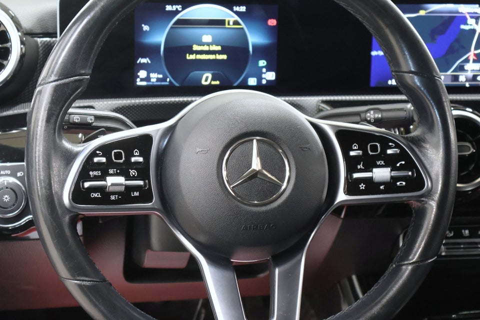 Mercedes A200 1,3 Progressive Line aut. 5d