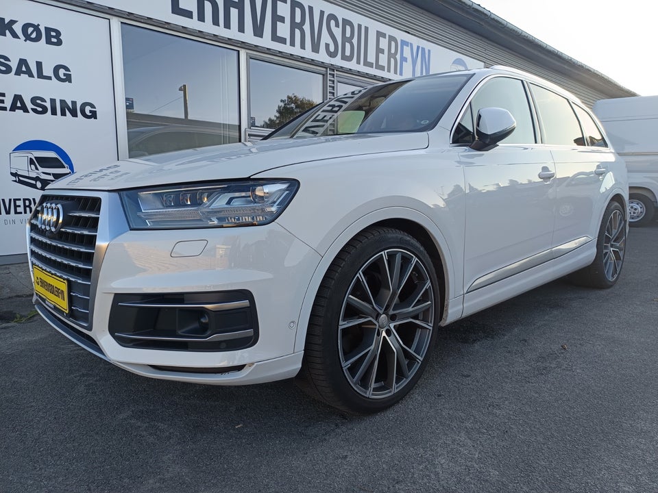 Audi Q7 3,0 TDi 272 quattro Tiptr. Van 5d