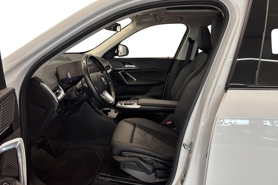 BMW iX1 xDrive30 X-Line 5d
