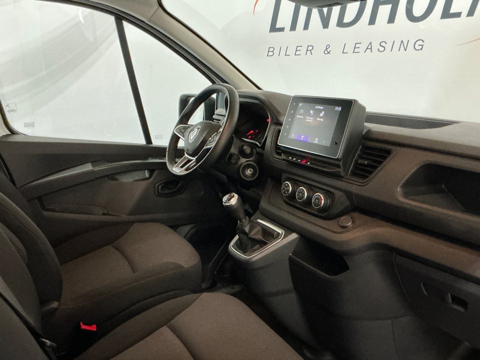 Renault Trafic 2,0 dCi 130 L2H1