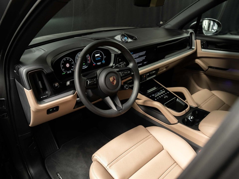 Porsche Cayenne 3,0 E-Hybrid Tiptr. 5d