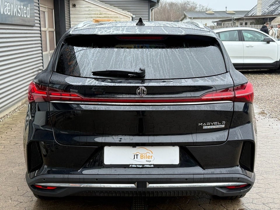 MG Marvel R Luxury 5d