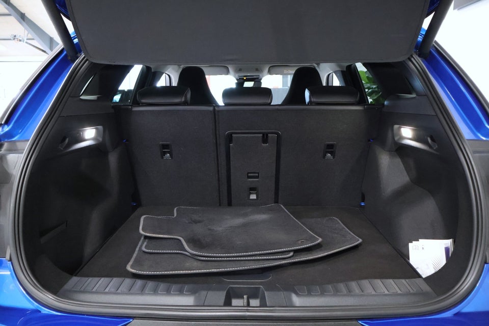 Ford Explorer 77 Select Extended Range 5d