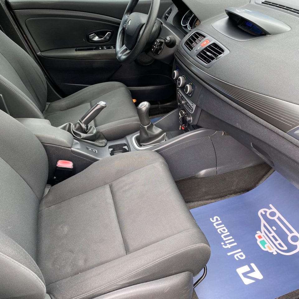 Renault Megane III 1,5 dCi 90 Authentique 5d