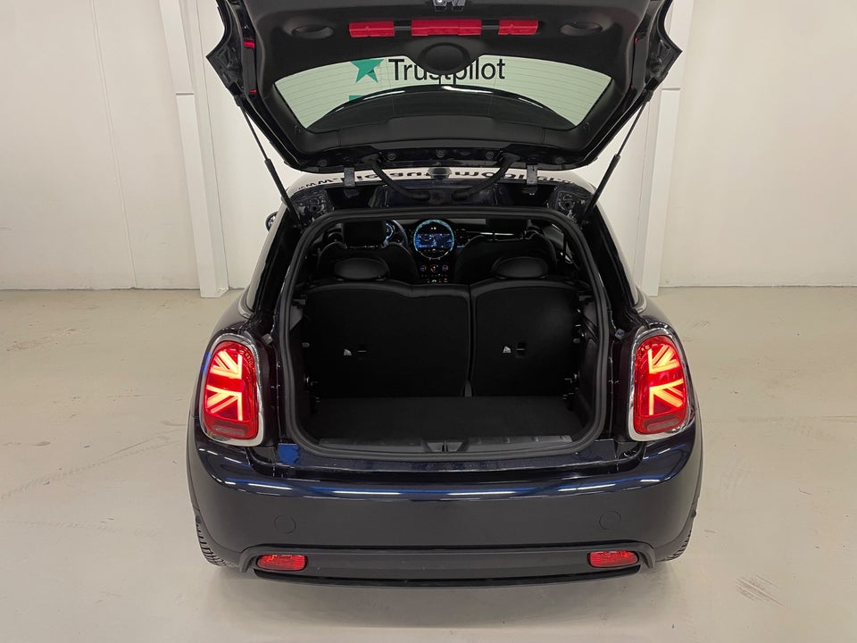 MINI Cooper SE Classic Trim 3d