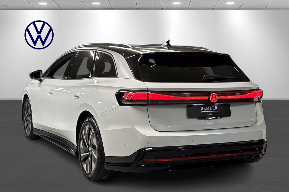 VW ID.7 86 Style S Tourer 5d