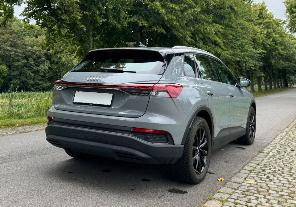 Audi Q4 e-tron 35  5d