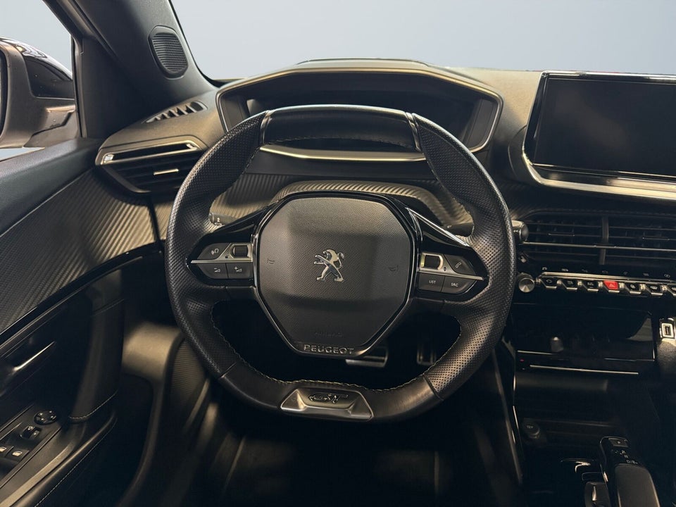 Peugeot e-2008 50 GT Pack 5d
