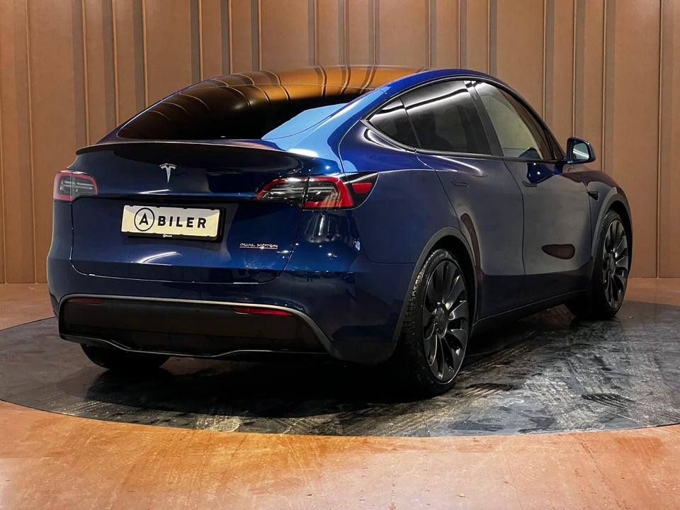 Tesla Model Y Performance AWD 5d