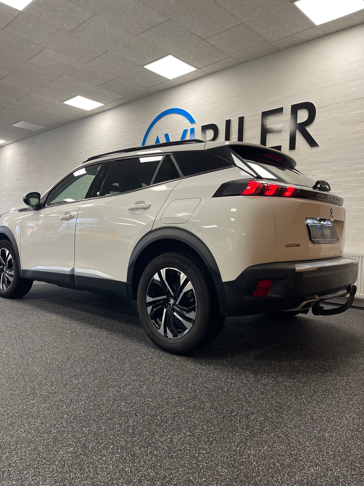 Peugeot 2008 1,2 PureTech 130 Allure 5d