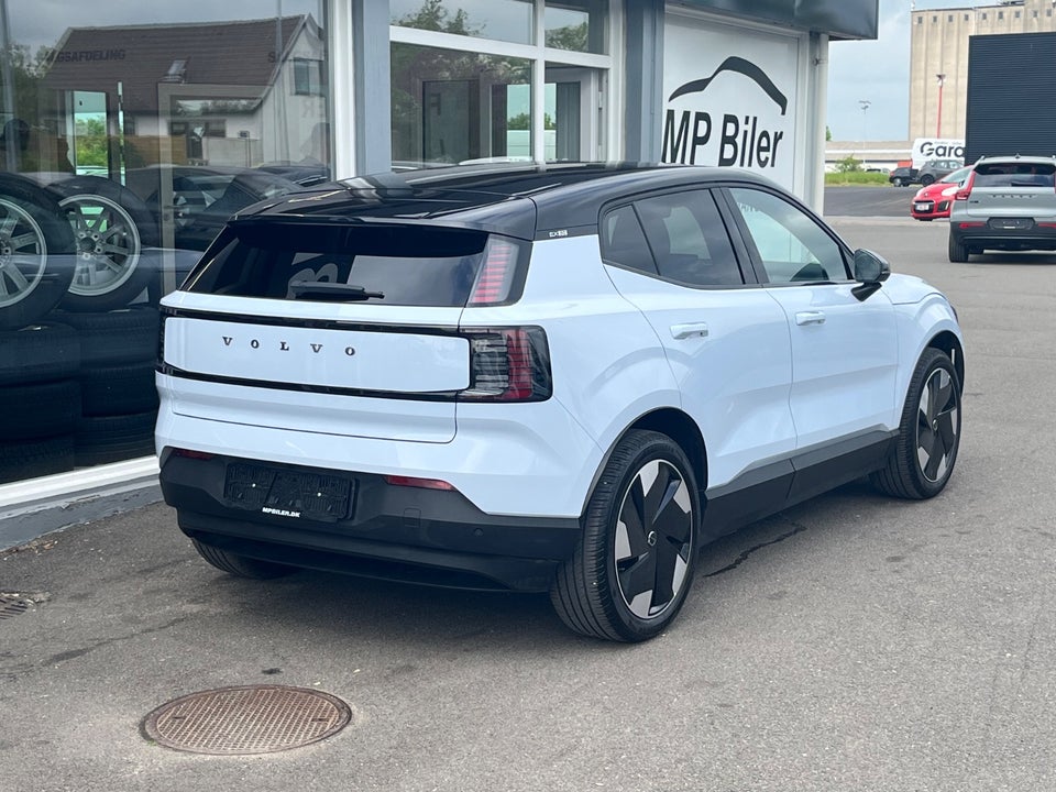 Volvo EX30 Twin Performance Plus 5d