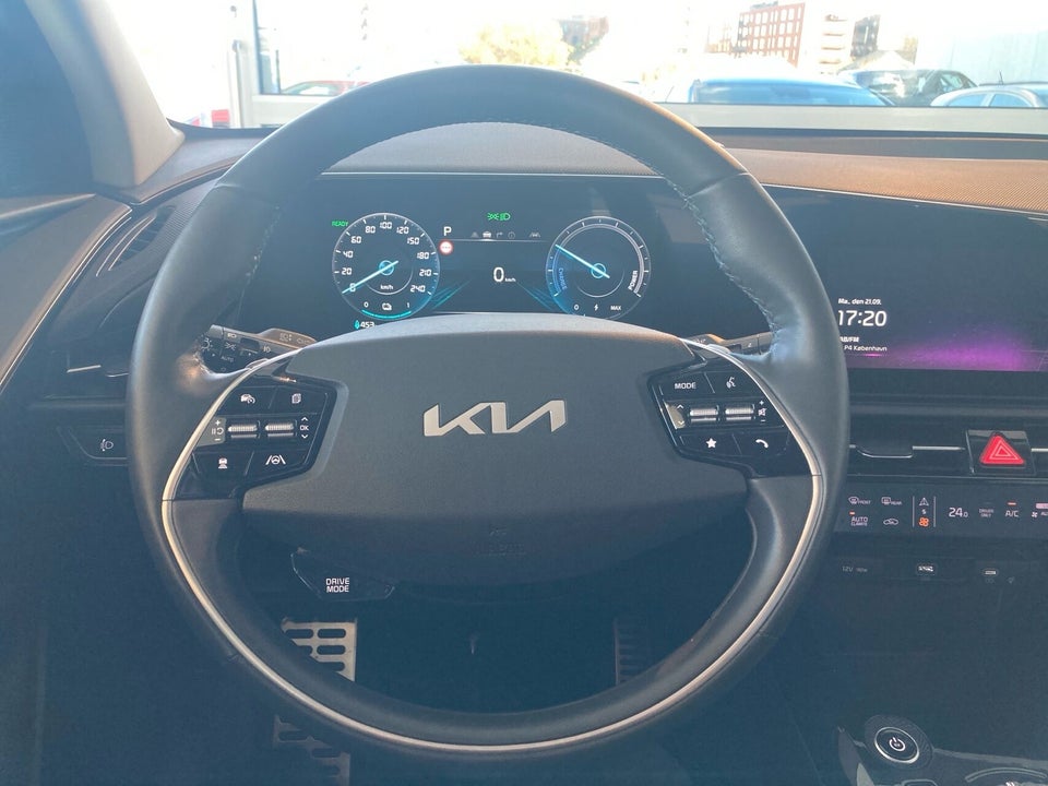 Kia Niro 64 EV Upgrade 5d