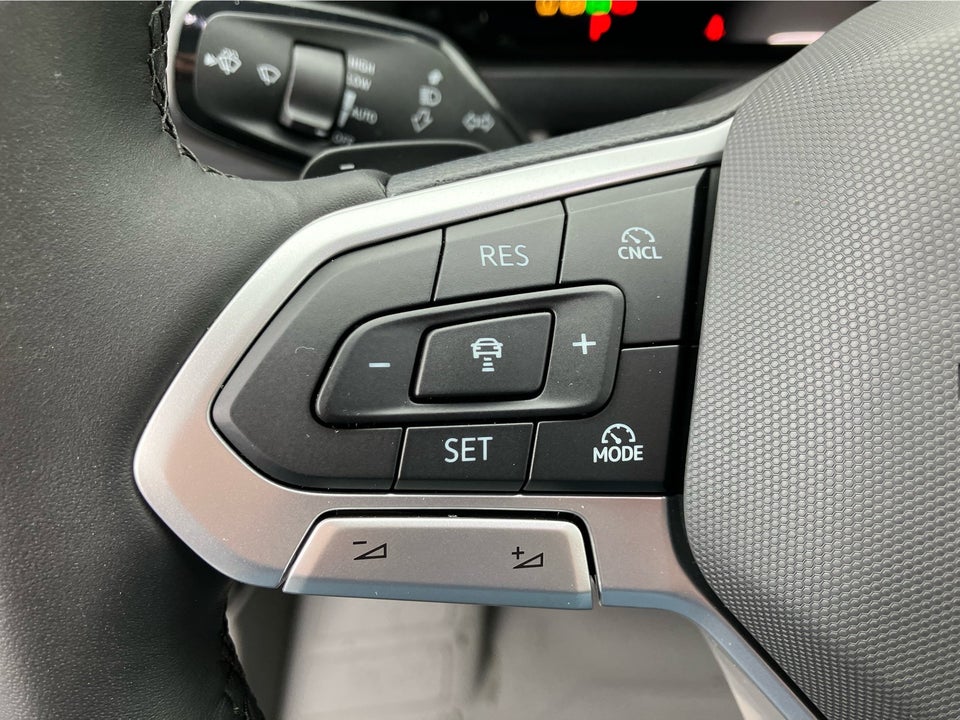 VW Crafter 35 2,0 TDi 177 Kassevogn L3H2 aut.