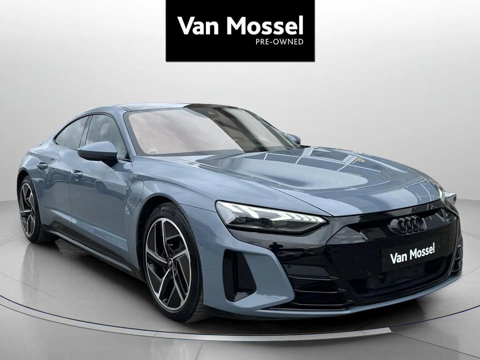 Audi e-tron GT quattro 4d