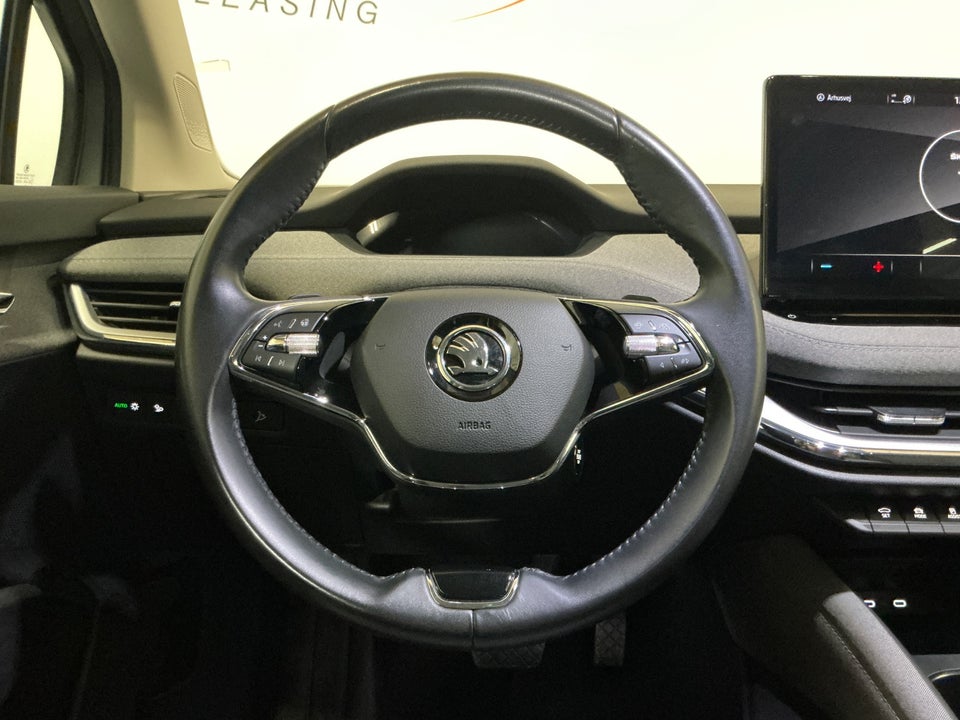 Skoda Enyaq 60 iV Loft 5d