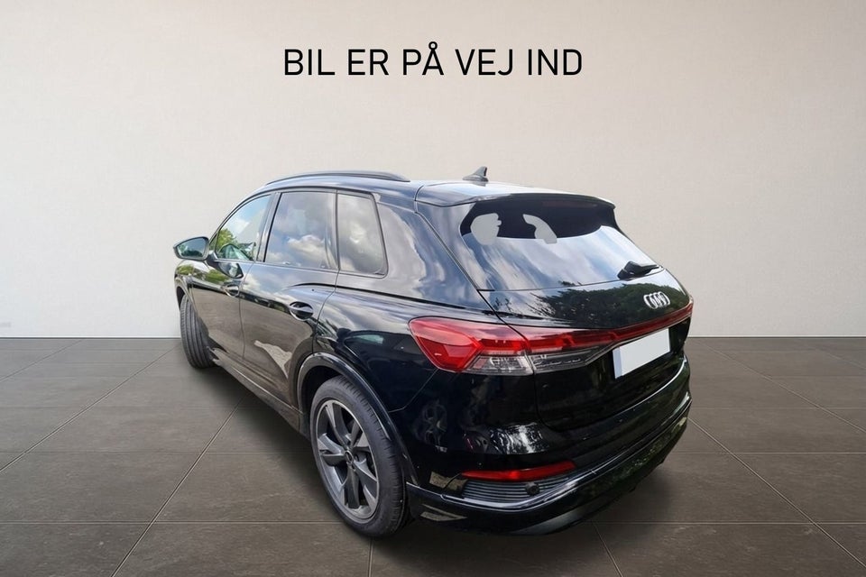 Audi Q4 e-tron 50 S-line quattro 5d