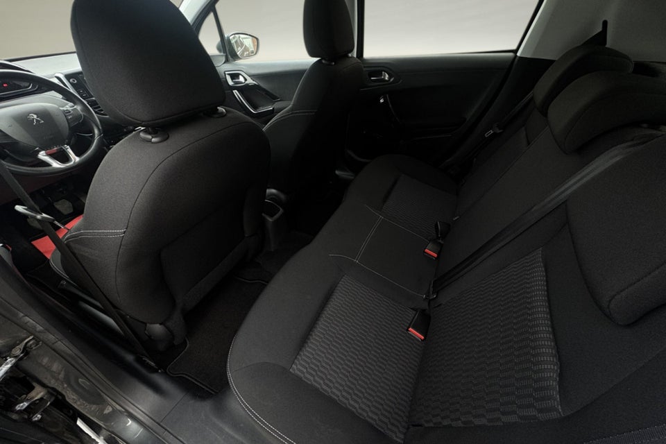 Peugeot 208 1,6 BlueHDi 100 Active 5d