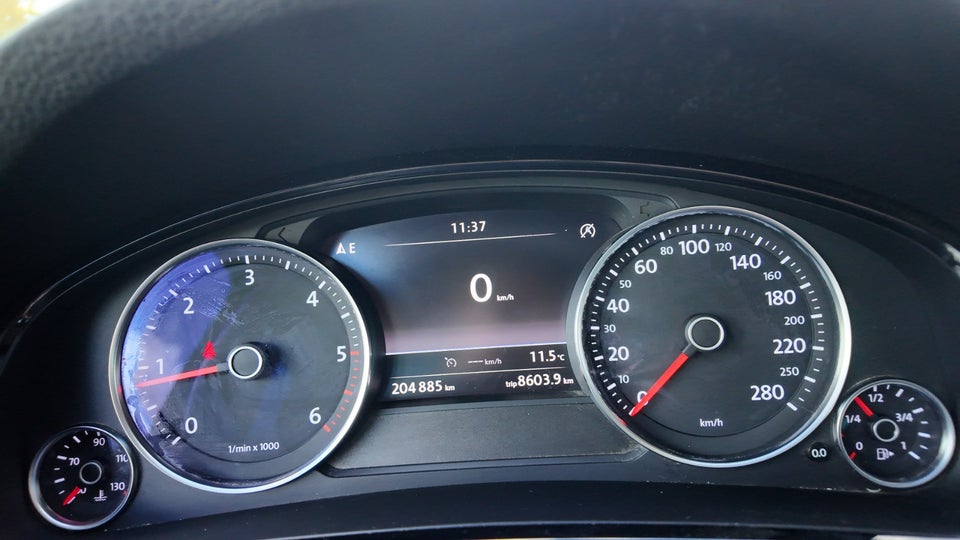 VW Touareg 3,0 V6 TDi 204 Tiptr. 4Motion Van 5d