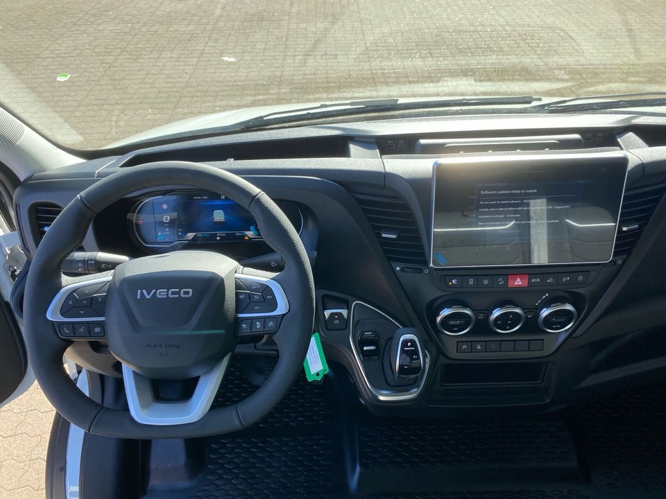 Iveco Daily 3,0 35S18 12m³ Van AG8