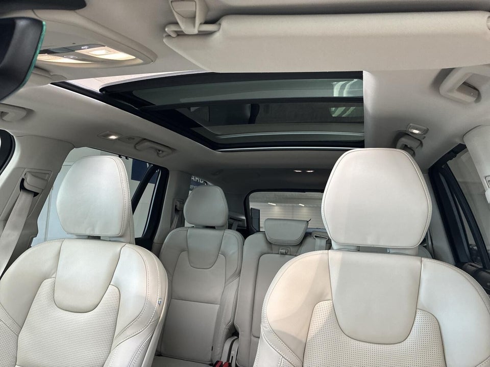Volvo XC90 2,0 T8 ReCharge Ultra Dark aut. AWD 7prs 5d