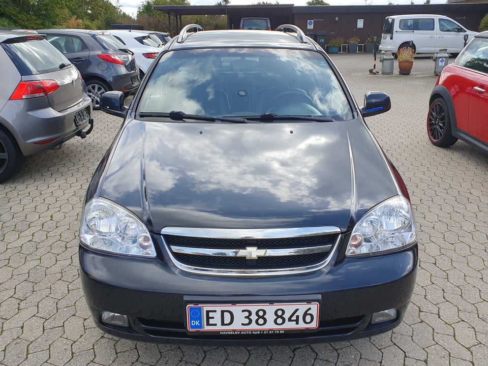 Chevrolet Nubira 1,6 SX stc. 5d