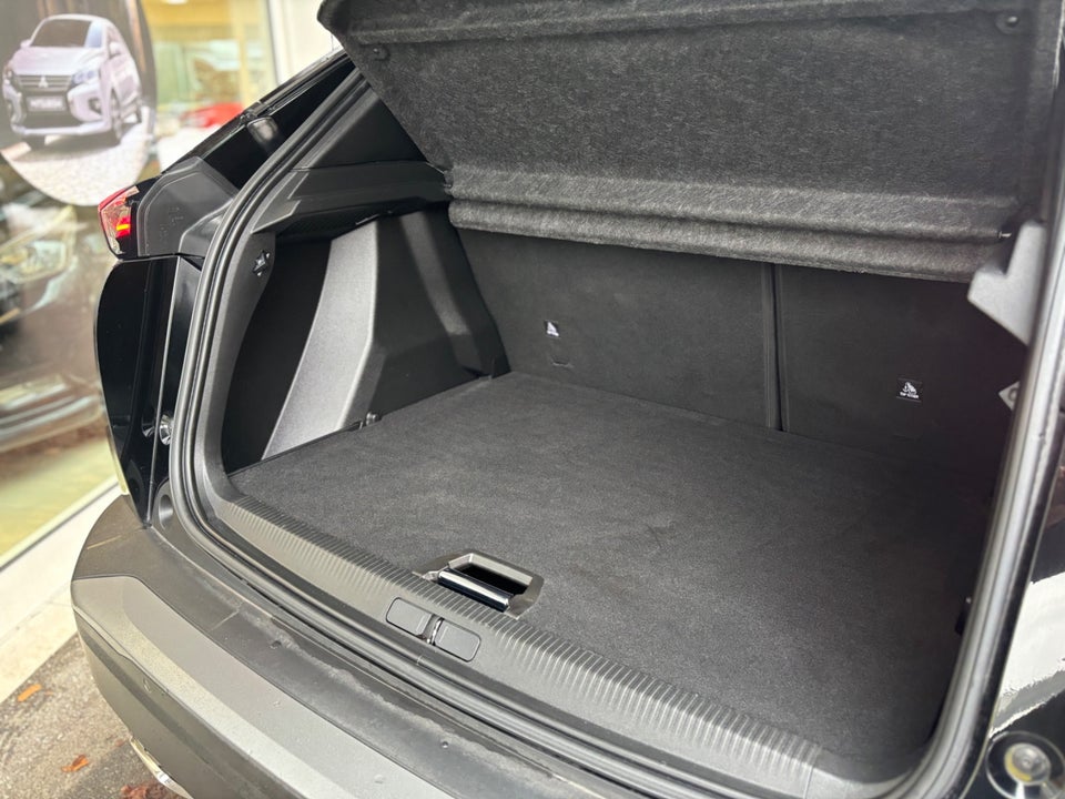 Peugeot 2008 1,2 PureTech 130 Allure EAT8 5d