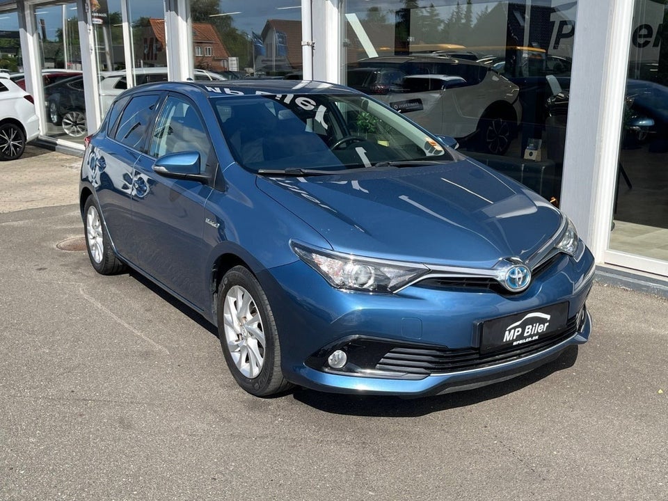 Toyota Auris 1,8 Hybrid H2 Comfort CVT 5d