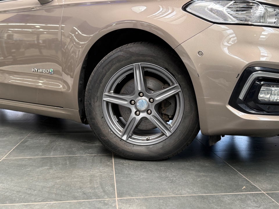 Ford Mondeo 2,0 HEV Titanium stc. CVT 5d