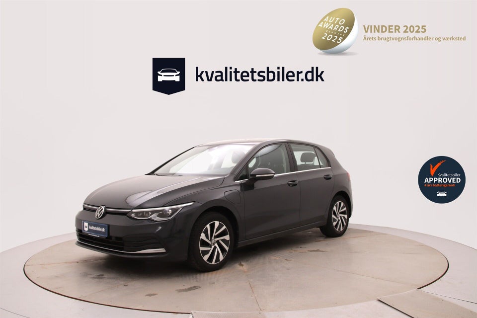 VW Golf VIII 1,4 eHybrid DSG 5d