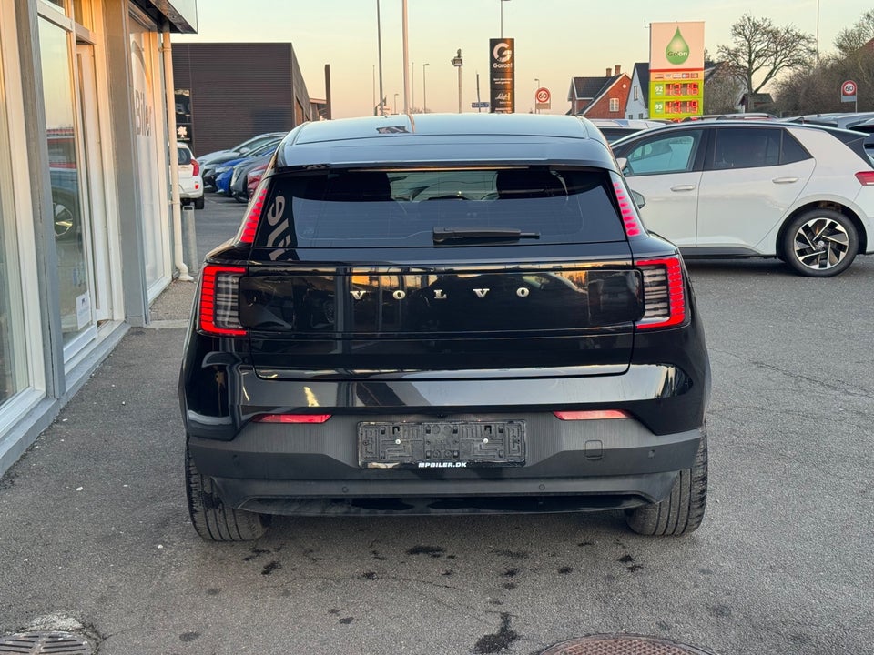 Volvo EX30 Twin Performance Plus 5d