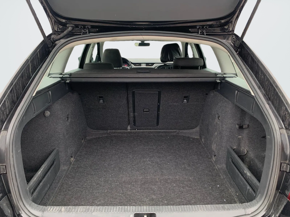 Skoda Octavia 2,0 TDi 150 Ambition Combi DSG 5d