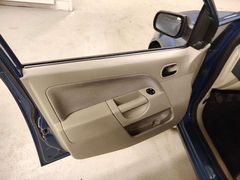 Ford Fiesta 1,6 TDCi 90 Trend 5d