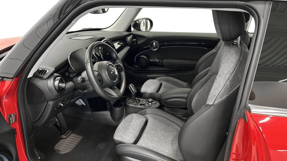 MINI Cooper SE Classic Trim 3d